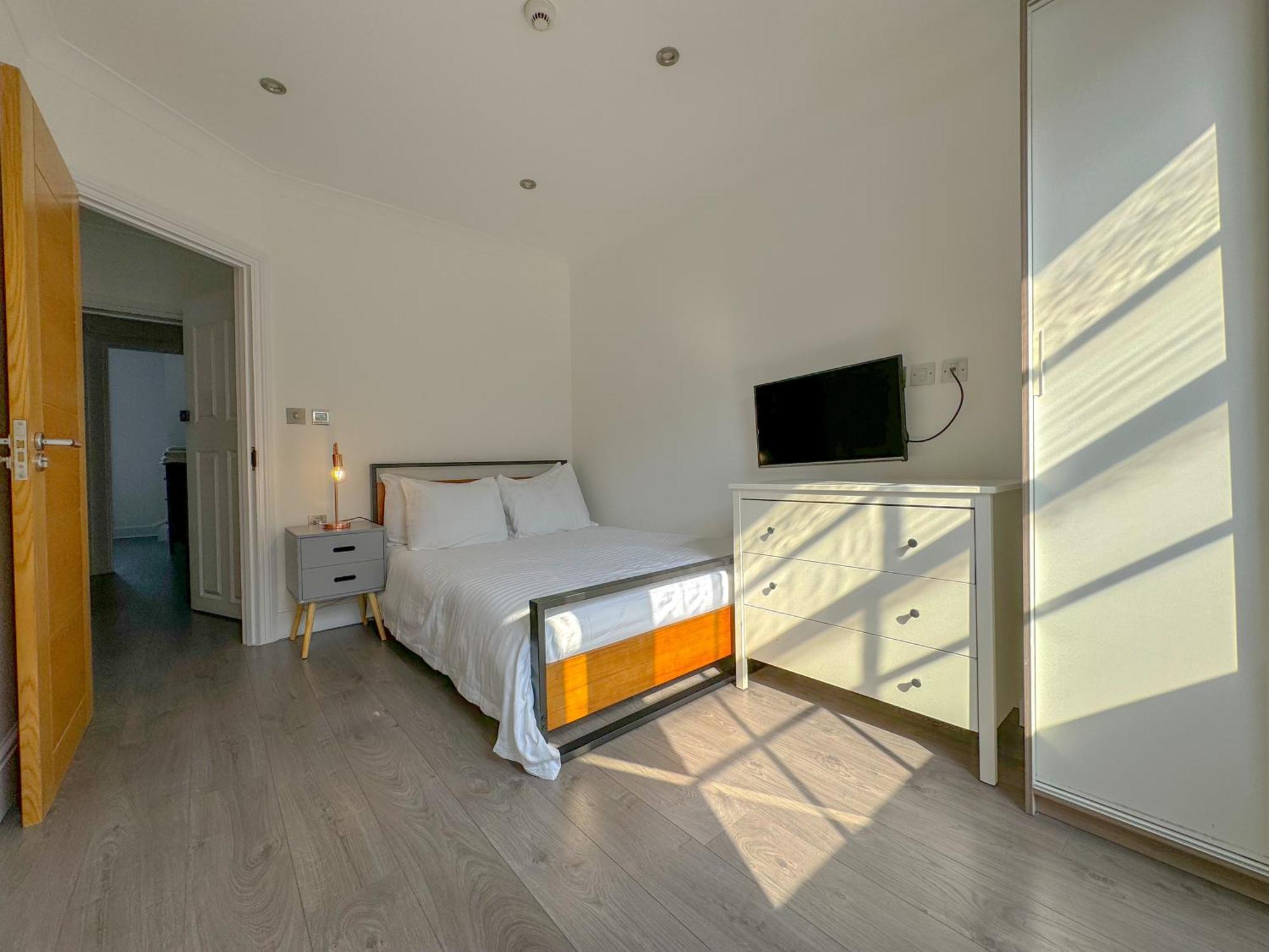 Conway Apartments Лондон Екстериор снимка