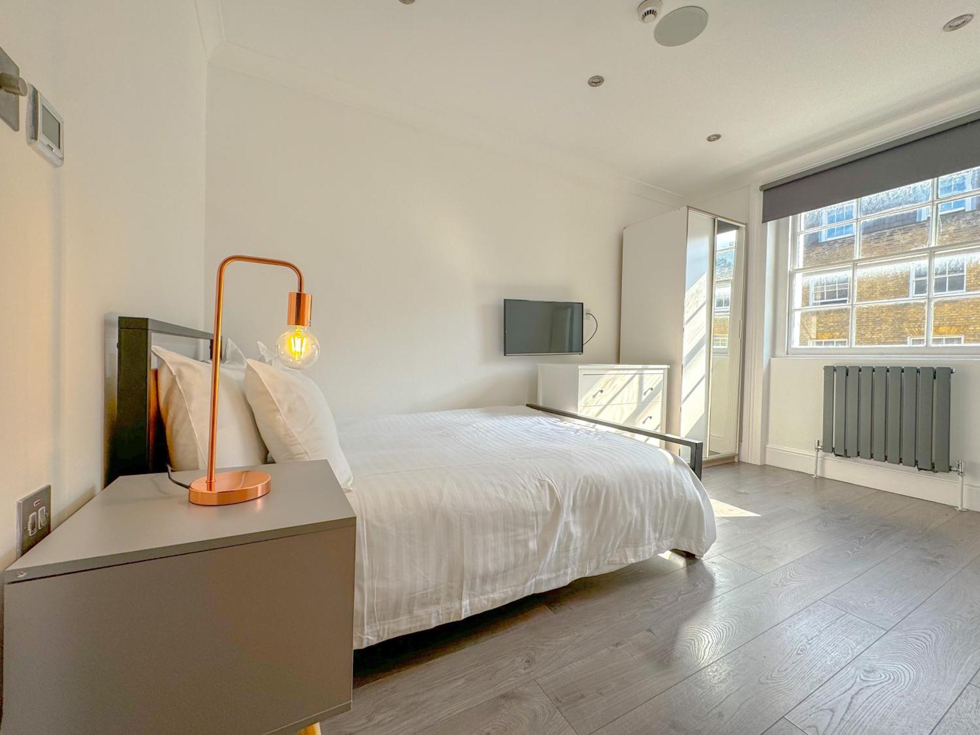 Conway Apartments Лондон Екстериор снимка