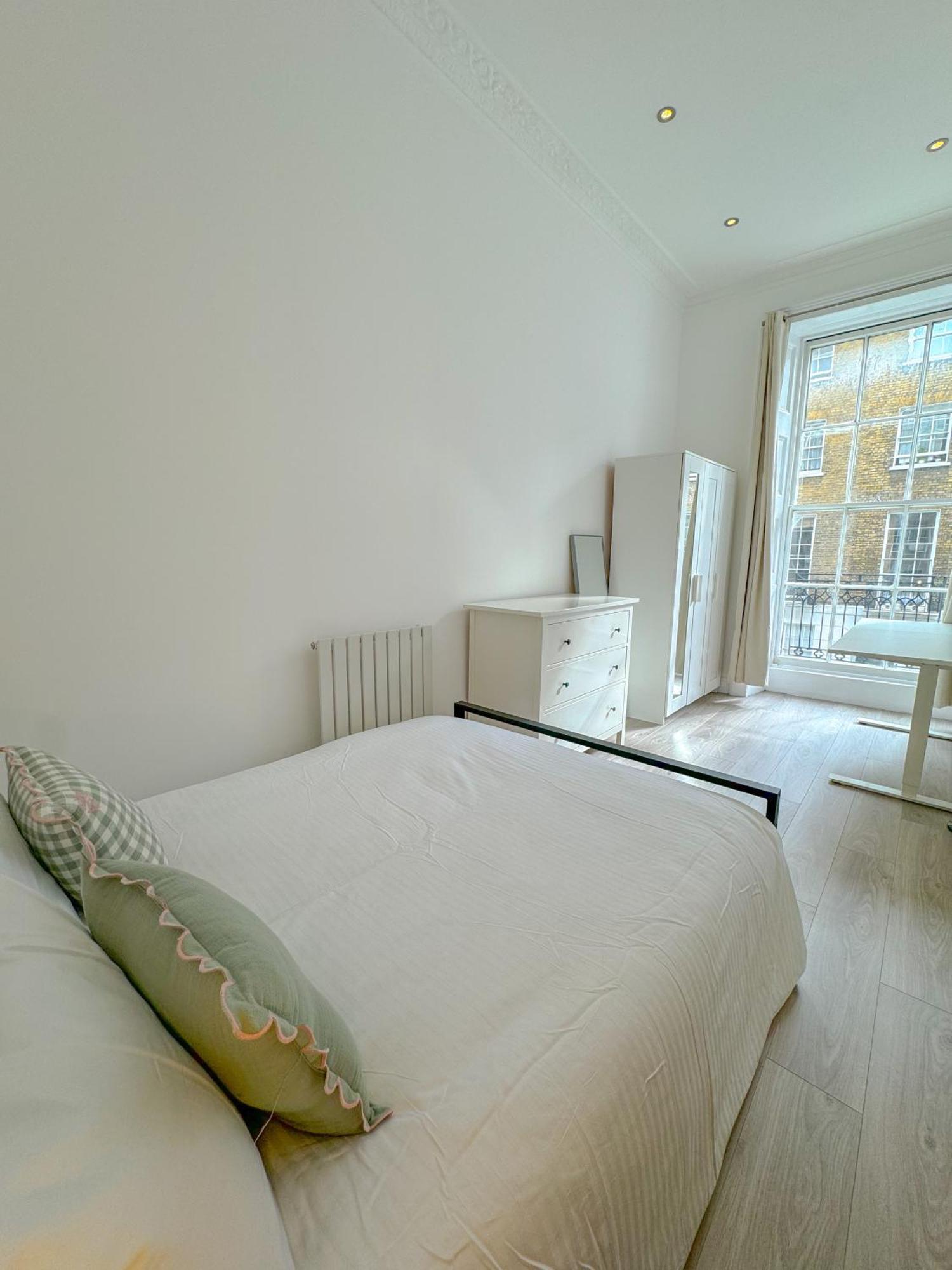 Conway Apartments Лондон Екстериор снимка