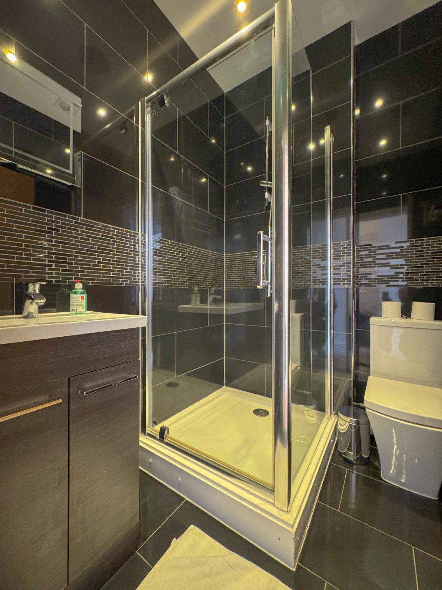 Conway Apartments Лондон Екстериор снимка