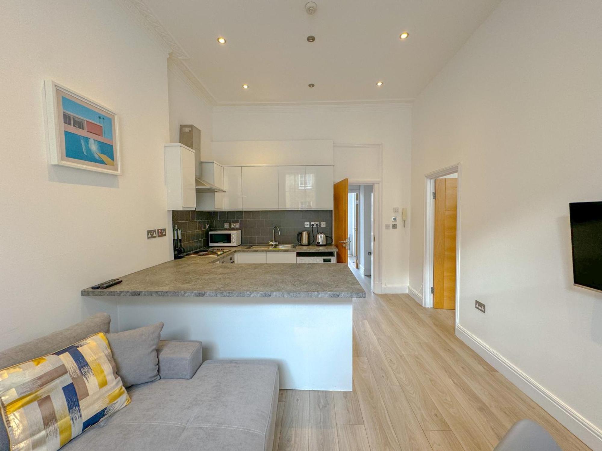 Conway Apartments Лондон Екстериор снимка