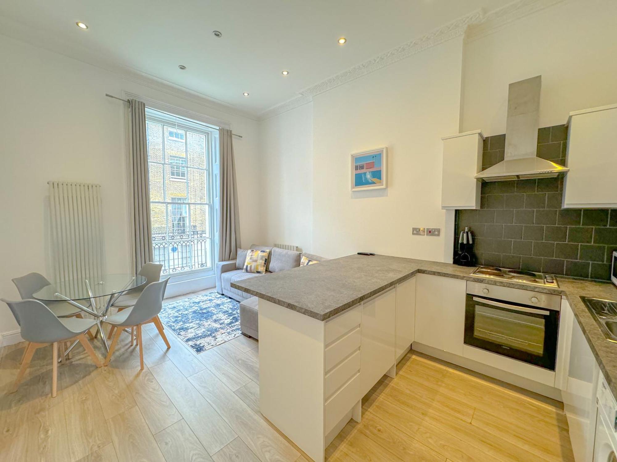 Conway Apartments Лондон Екстериор снимка